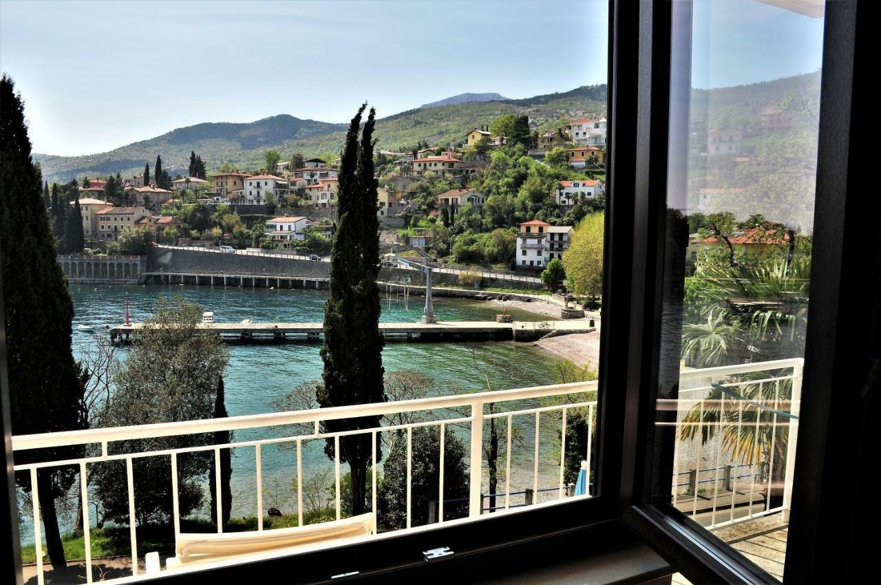 Apartmani Kadmen Ika Exterior photo